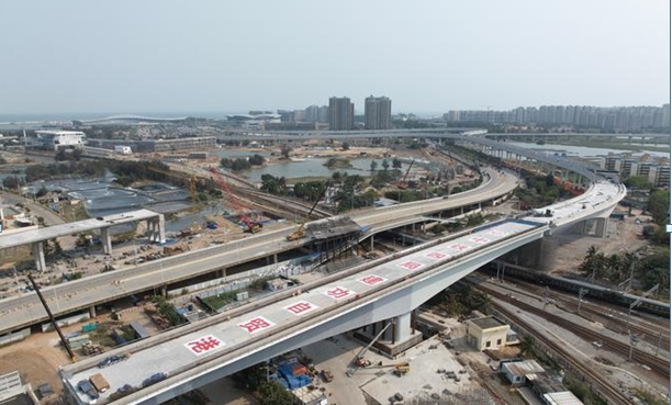 税务总局：建立健全纳税缴费信用评价体系