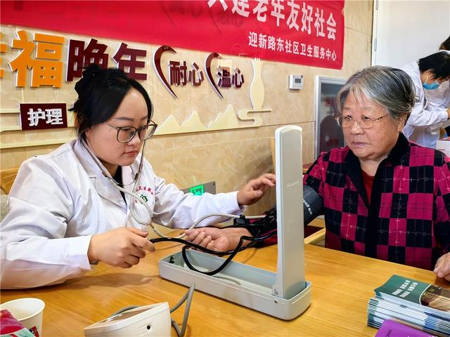 税务总局：建立健全纳税缴费信用评价体系